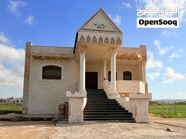 450 m2 More than 6 bedrooms Villa for Sale in Irbid Al Sareeh