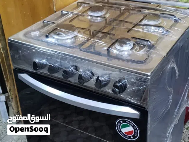 فرن ينفرسال اربع عيون مستخدم نظيف جدآ وسعر بلاش