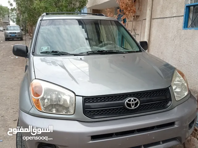 Used Toyota RAV 4 in Al Hudaydah
