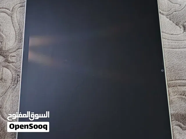 هونر باد 10 لقطة استعمال شهرين فقط جهاز نظيف بشاشة مميزة وضخمة حجمها 12.1