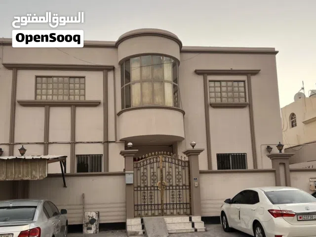 بيت كبير للإيجار في الحجيات الطابق الارضي فقط في منطقة هادئة