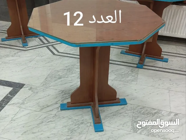 أثاث مكتبي بحالة ممتازة، مكتبة، كراسي، طاولات، مكاتب حائط، ريسبشين، رفوف،