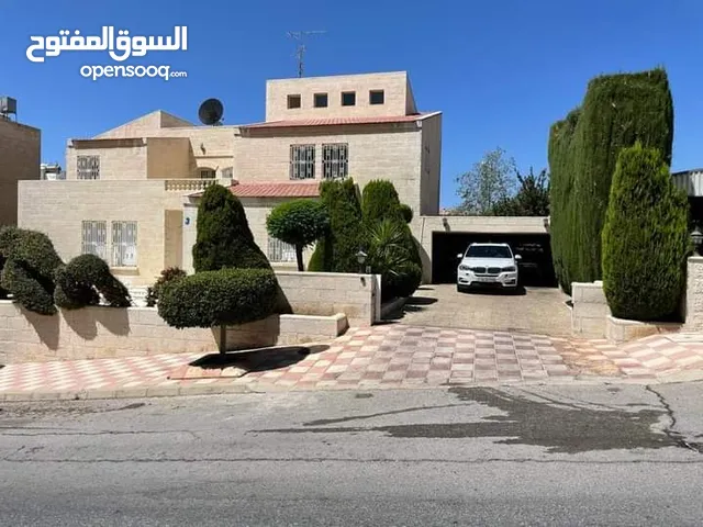 650m2 More than 6 bedrooms Villa for Sale in Amman Daheit Al Rasheed