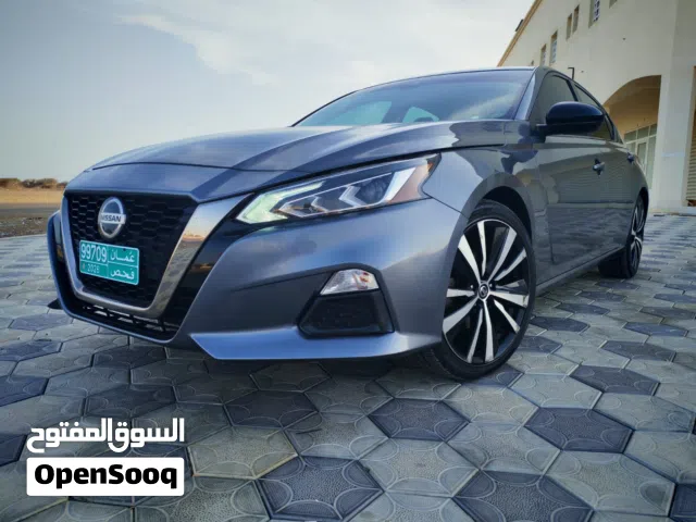 2021 Nissan Altima SR