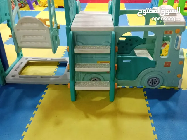 باص مع سحسيلة مع مرجوحة