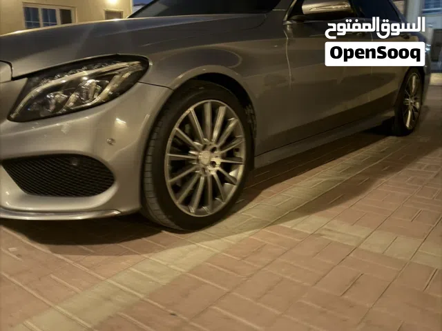 2015 مرسيدس بنز الفئة-C C 200