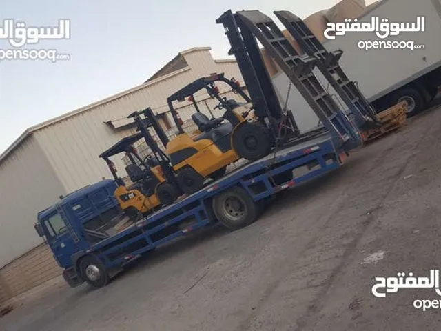 خدمه سطحه كبيره لنقل جميع المعدات الثقيله والخفيفه
