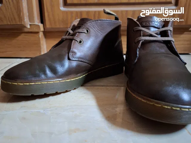 desert boots dr.martens حذاء جلد طبيعي