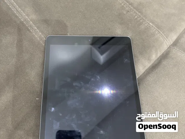 It is an iPad 9th generation 550 up for negotiations iPad تسعة Generation 64 جيجا 550 ريال