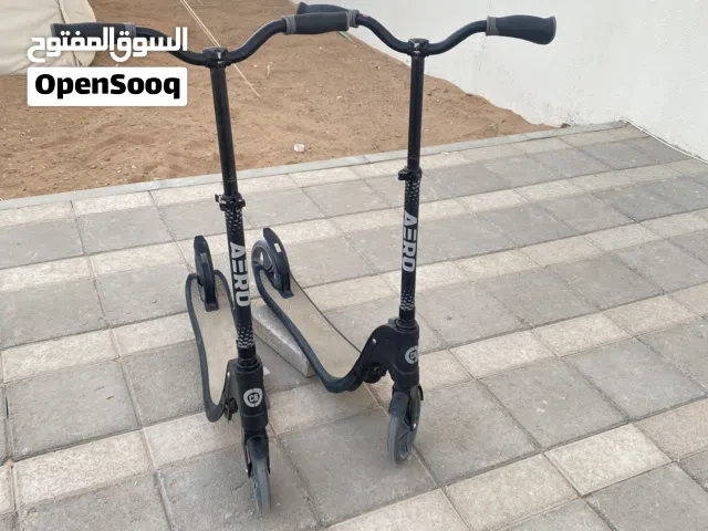 سكوتران يدويان للبيع