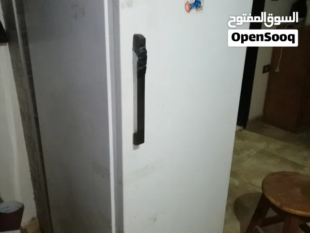 ثلاجة ايديال كلفينيتور مستعملة 10 قدم