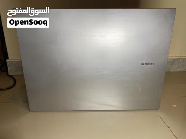 سماعة Samsung كبيرة، الاستخدام بسيط
