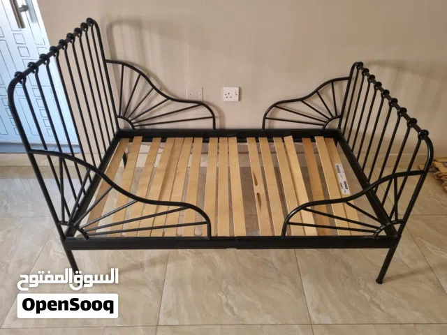 For Sale extendible Bed للبيع سرير