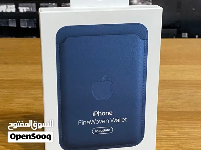 محفظة أبل الأصلية Apple MagSafe Wallet (لون أزرق + لون اخضر ) عدد 2 مع ميزة Find My