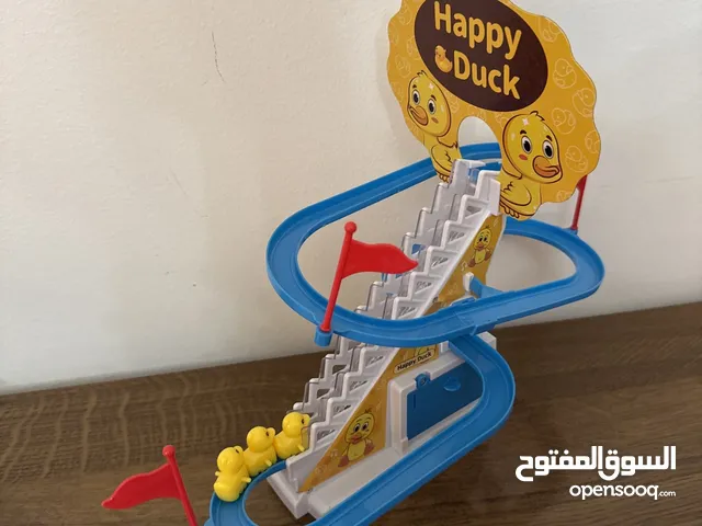 سرير الأطفال ozey home بحالة جيدة جداً  سرير أطفال هزاز مع إسفنجة  مع وضعيتين