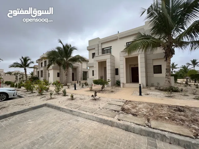 Timely construction of properties in Salalah with a 4-year payment plan افخم فلل بموقع مميز في صلاله