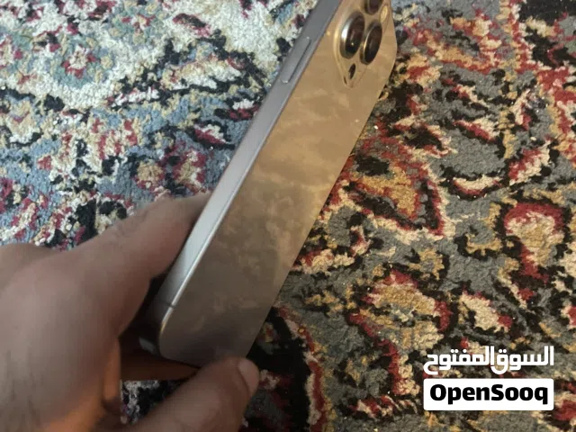 Apple iPhone 15 Pro Max 256 GB in Abu Dhabi