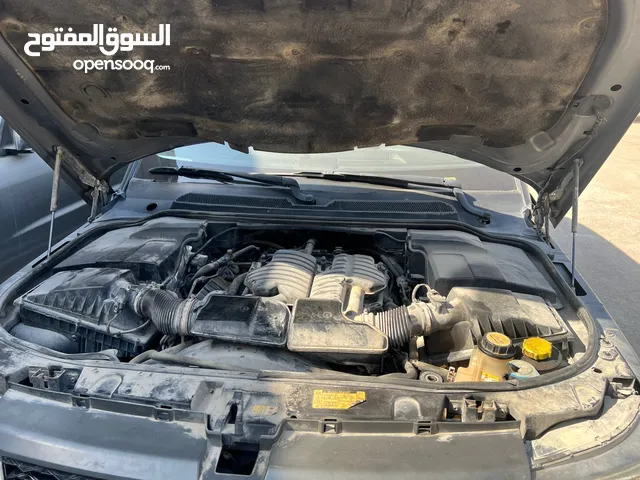 متوفر لدينا قطع غيار رنج روفر عجمان الصناعية بأسعار مناسبه