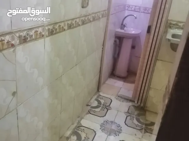 شقة للايجار محدد سنه