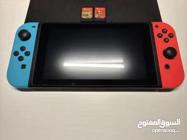نينتيندو سويتش 1 مع شريطين