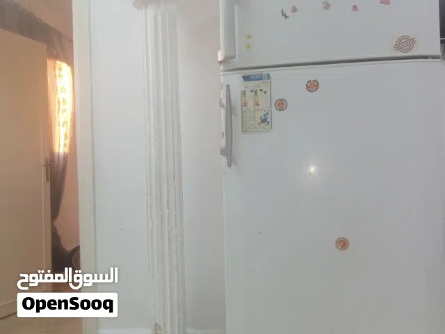 ثلاجة وغاز بسعر مناسب