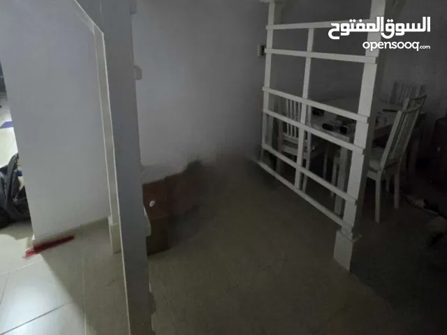عرشة بدون مرجيحه