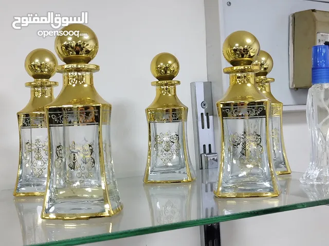 ادوات بناء وآليات للبيع