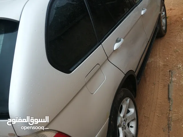 Used BMW 5 Series in Tripoli