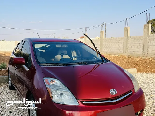 برويس 2006 احمر مرخصة لغاية28/1/2026 السيارة جيدة جدا