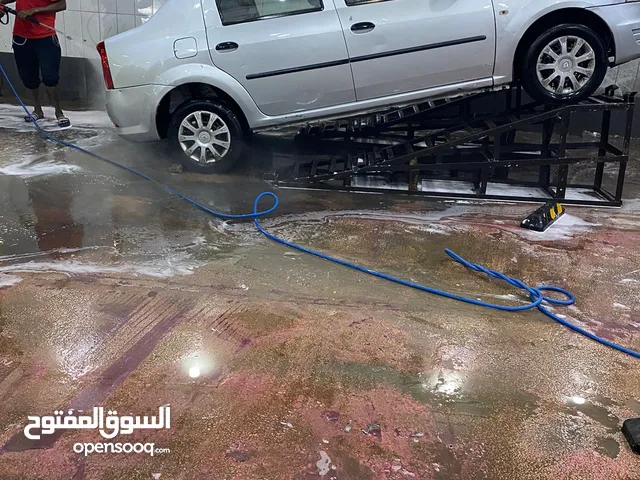 للبيع سيارة رينو لوجان 2012