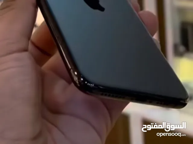Apple iPhone 11 Pro 256 GB in Basra