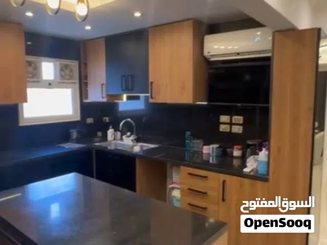 180 m2 3 Bedrooms Apartments for Sale in Cairo Maadi