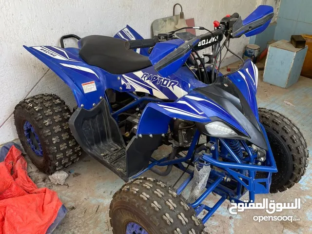 RAPTOR دراجة نارية رباعية