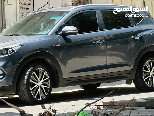 بيع سيارة جب هونداي توسان