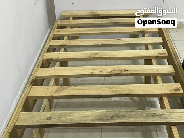 تخت عدد 2 مع القفص