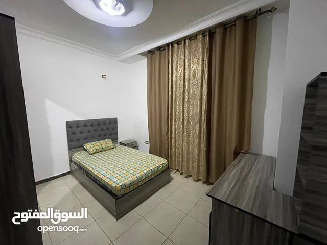 شقه مفروشه للايجار خلف مجدي مول شارع الجامعه