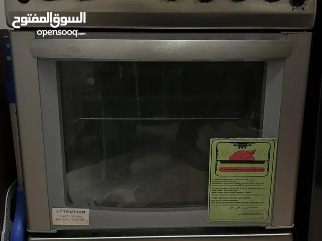 Asset brand used four burners stove with built in oven
