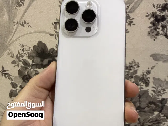 15 Pro 128GB ,white 92% LCD& battery changed +تبديل الشاشة الأمامية بشاشة تجارية، البطارية أصلية