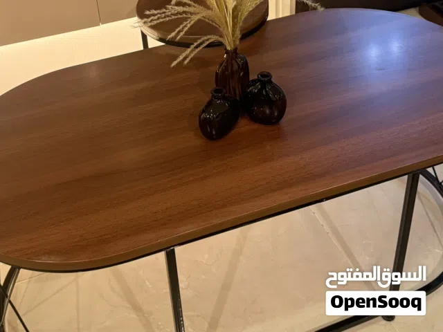 طاولة تقديم