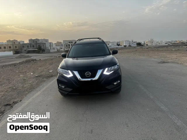 Used Nissan Rogue in Muscat
