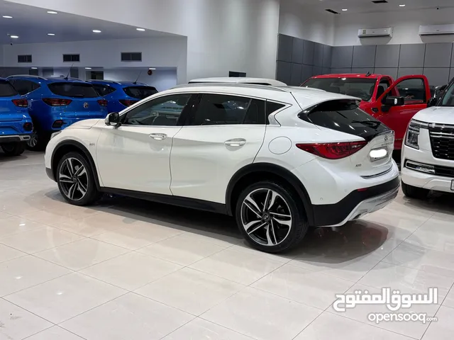 Infiniti QX-30 / 2019 (White)