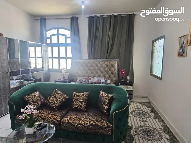 للايجار استديو مفروش اول ساكن مدينه خليفه
