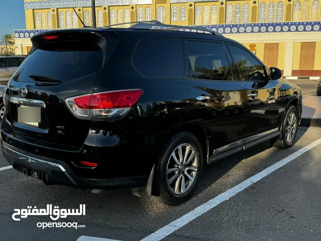 Used Nissan Pathfinder in Ajman