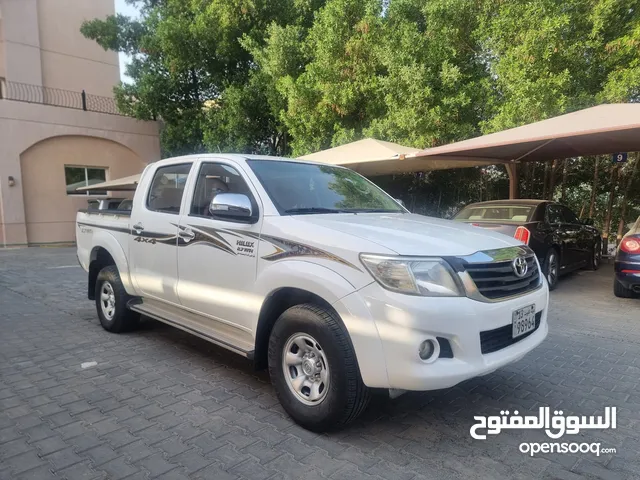 Toyota Hilux 2015 in Al Ahmadi