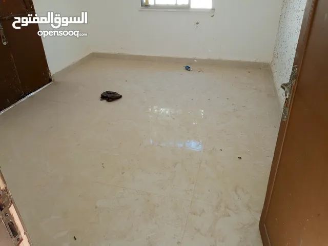 90 m2 2 Bedrooms Townhouse for Sale in Zarqa Al Hashemieh