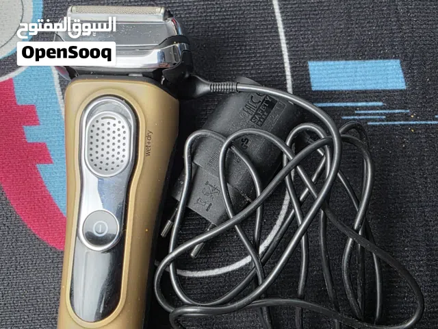 ماكنة براون جولد S9 مع الشاحن الاصلي بحال الوكالة