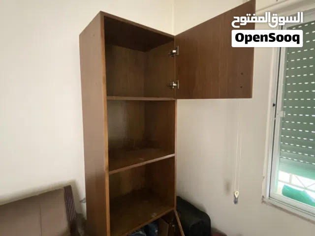 مكتبة كتب بحالة ممتازة