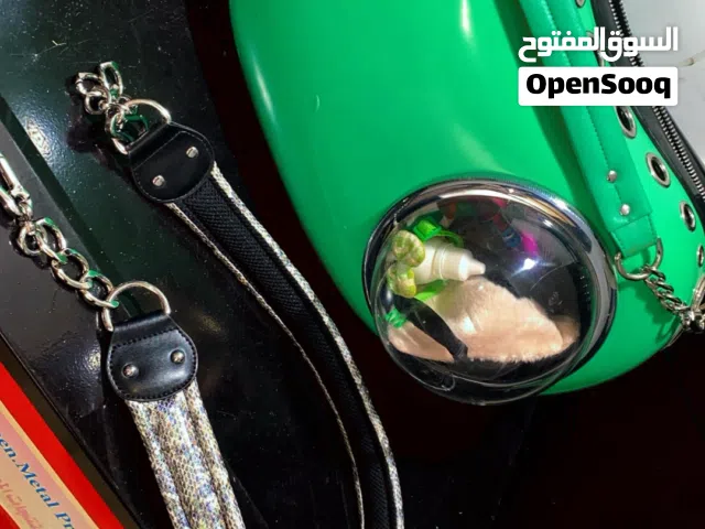 شنطة تنقل للقطط او الكلاب