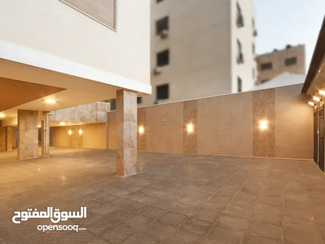 200 m2 3 Bedrooms Apartments for Sale in Amman Al Sahl
