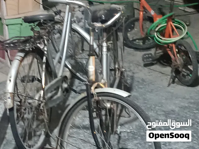 بايسكلات ثلاثة